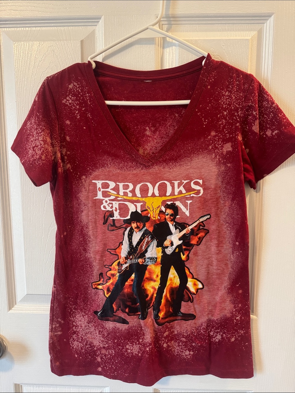 Brooks Maroon Graphic V-Neck Tee with Band Artwork